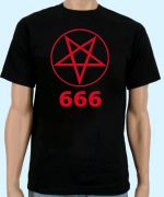 schwarzes Shirt mit roten Pentagram